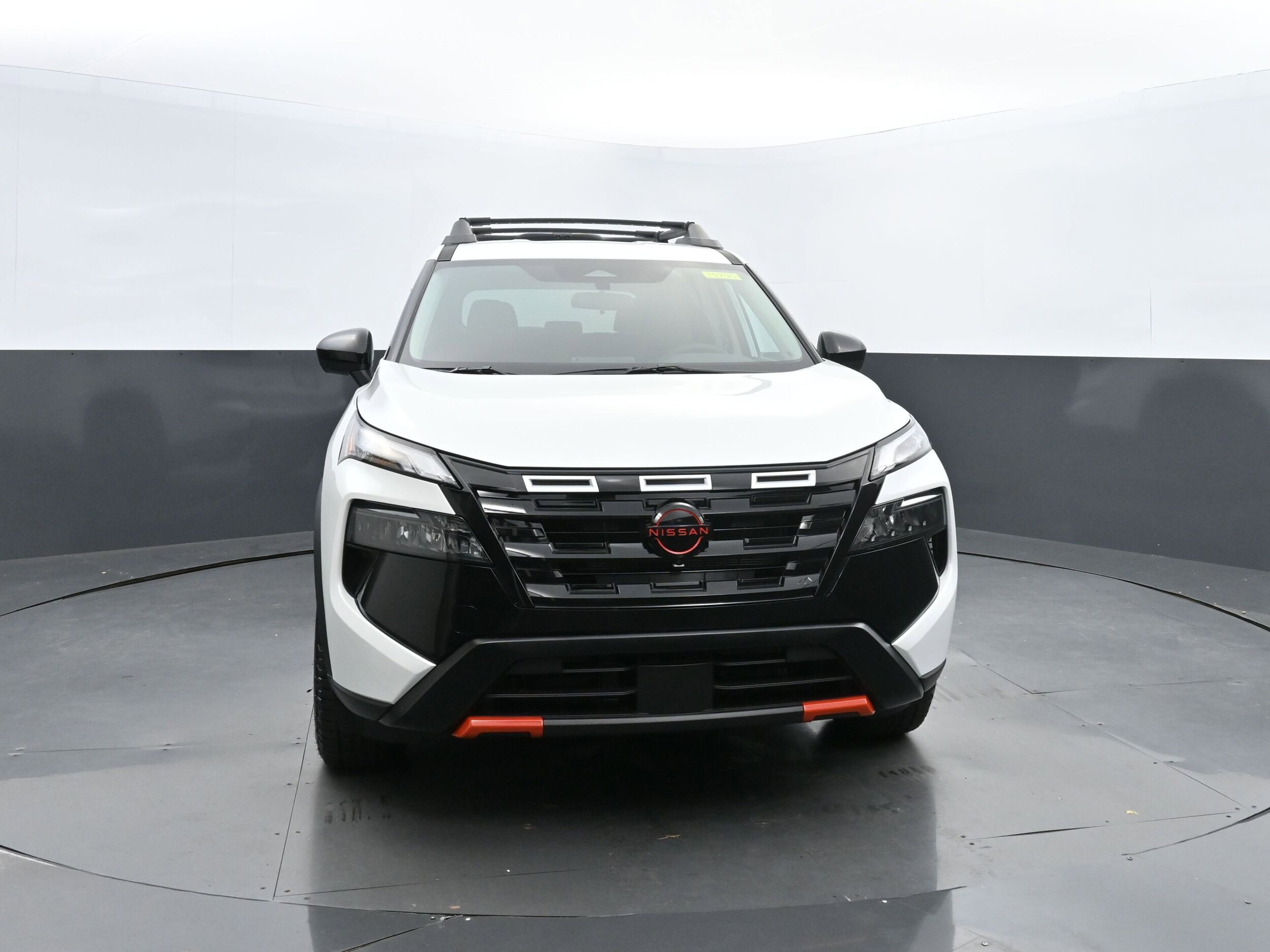 2025 Nissan Rogue photo 2