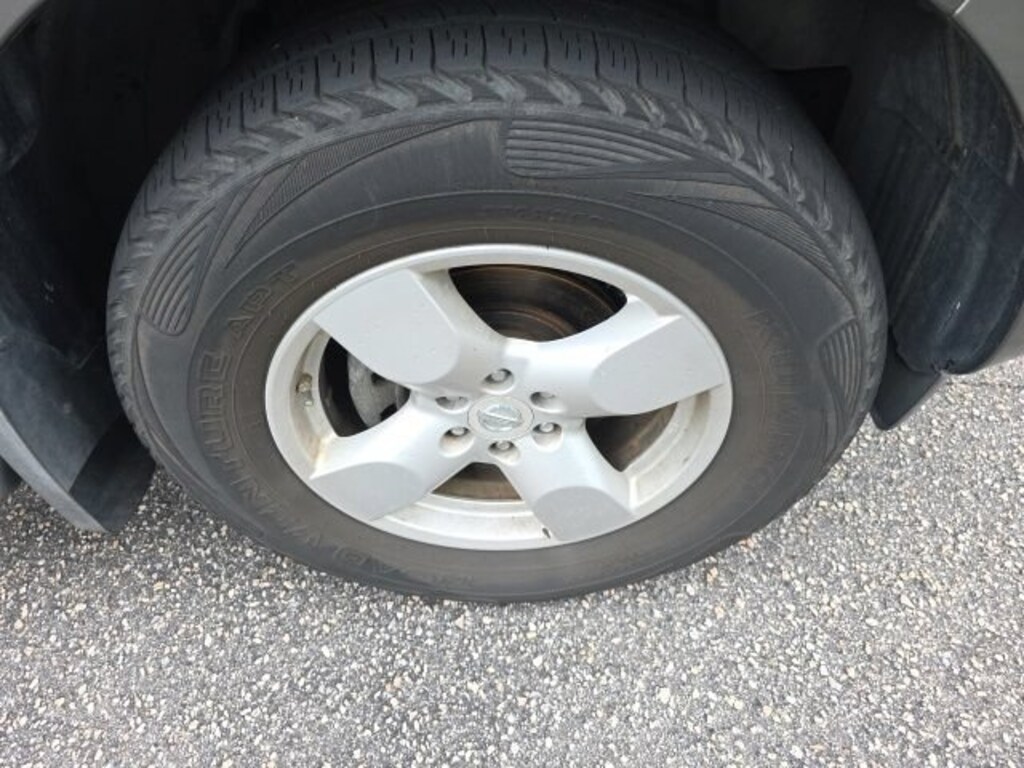 Used 2005 Nissan Frontier LE Truck Crew Cab