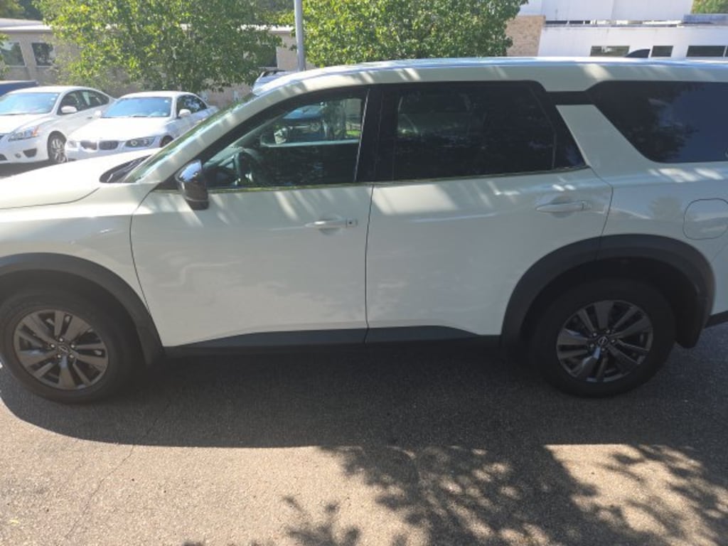 Certified 2024 Nissan Pathfinder S SUV