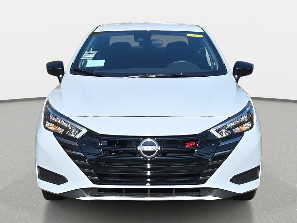 New 2025 Nissan Versa 1.6 SR Sedan