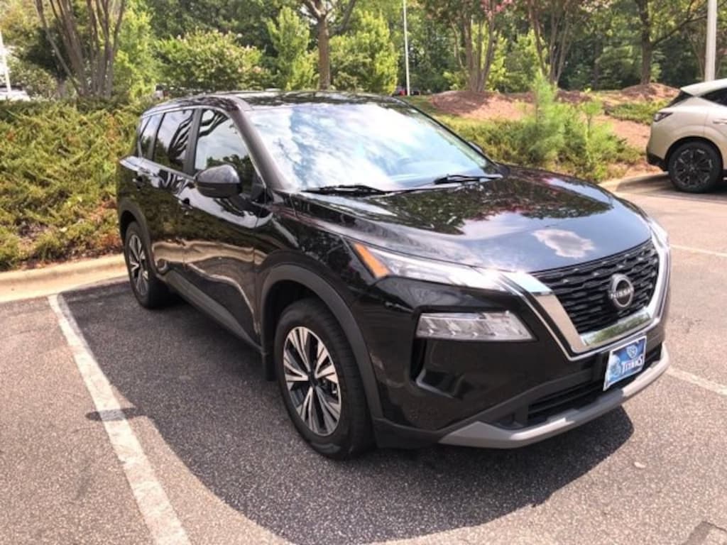 Used 2022 Nissan Rogue SV SUV