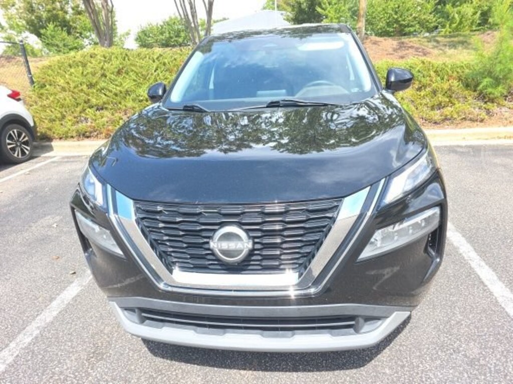 Used 2022 Nissan Rogue SV SUV