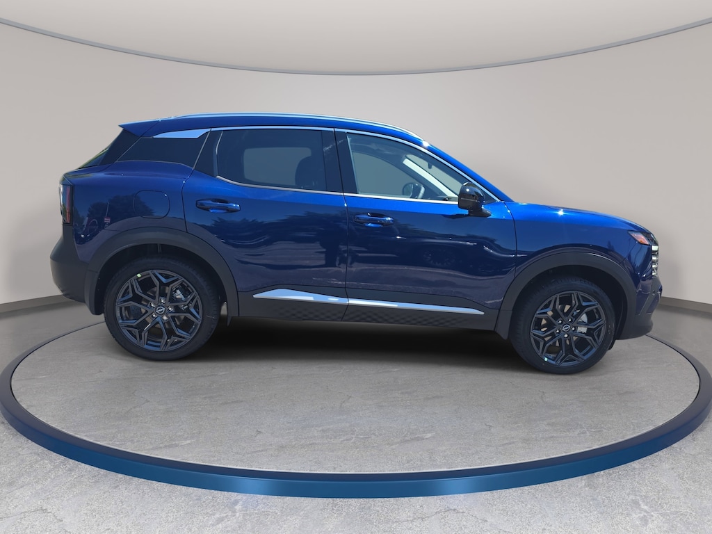 New 2026 Nissan Kicks SR SUV