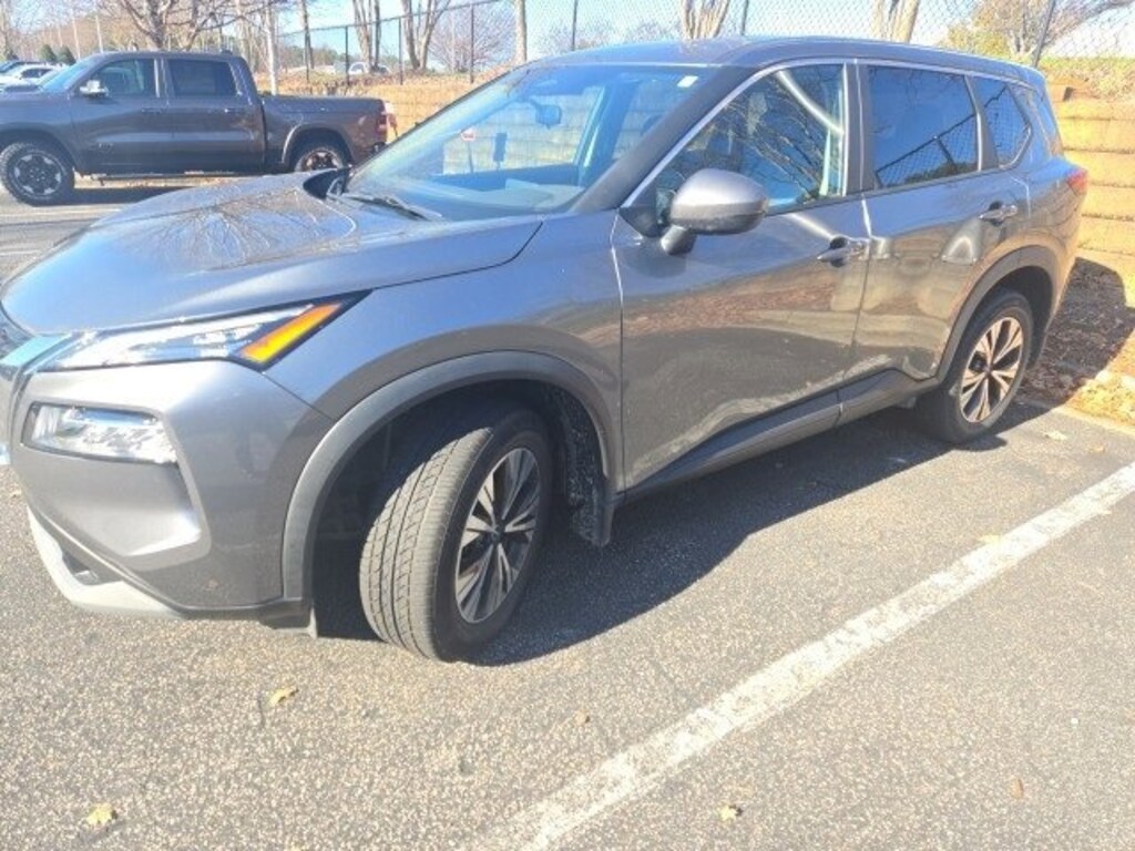 Used 2023 Nissan Rogue SV SUV