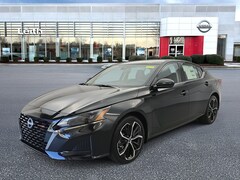 2025 Nissan Altima SR Sedan