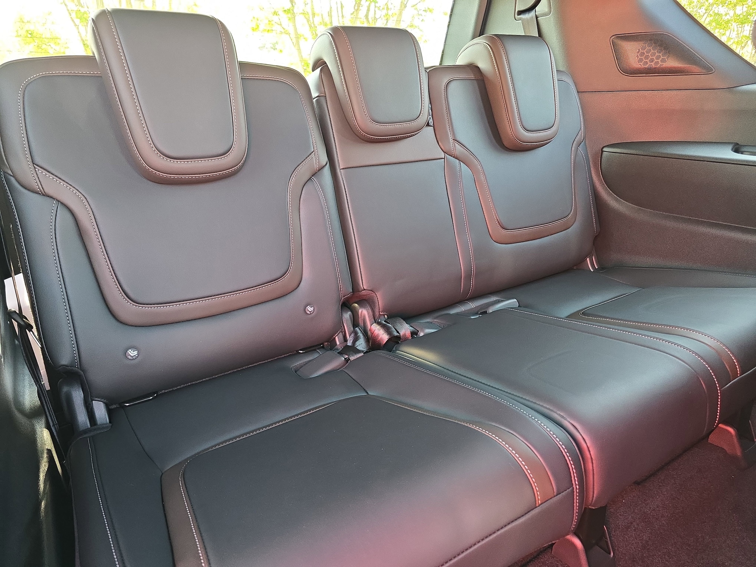 2025 Nissan Armada SL - Photo 12