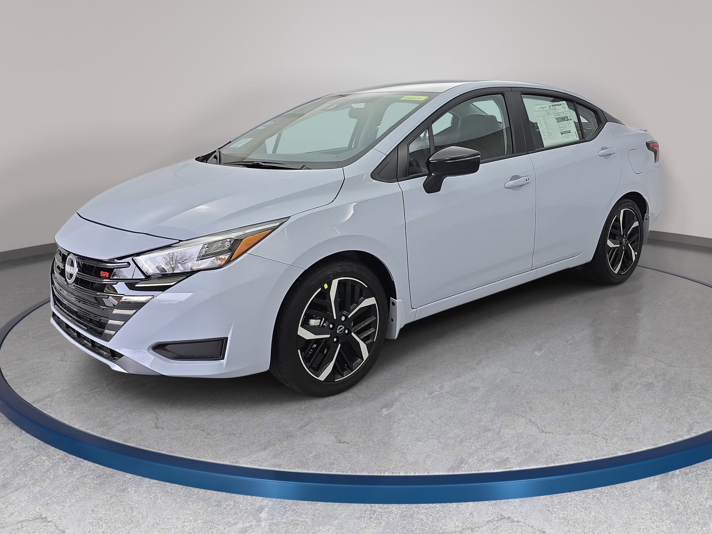 2025 Nissan Versa 1.6 SR CVT's photo