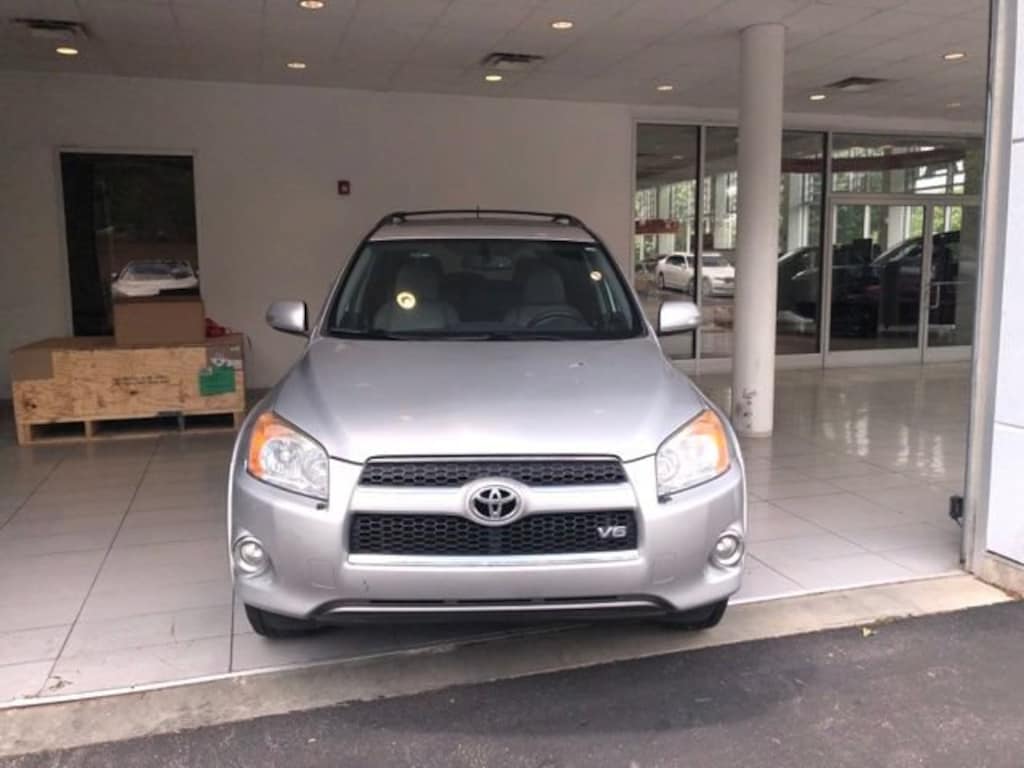 Used 2012 Toyota RAV4 Limited V6 4WD SUV