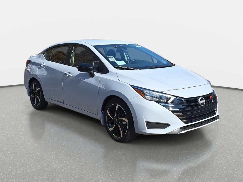 New 2025 Nissan Versa 1.6 SR Sedan