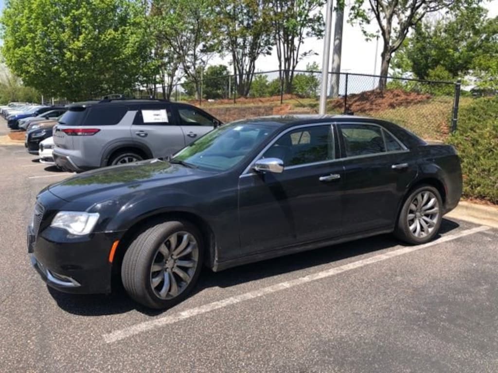 Used 2019 Chrysler 300 Limited Sedan