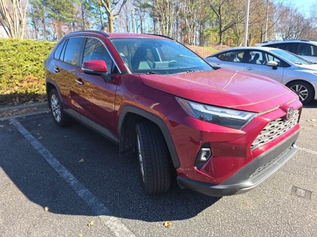 2022 Toyota RAV4 Limited photo 3
