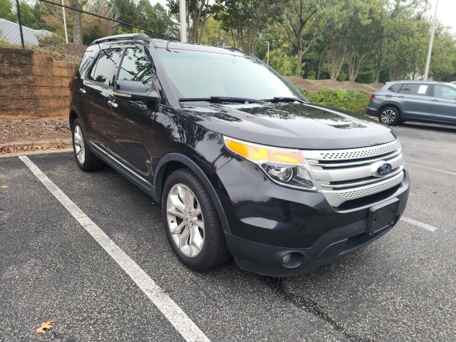 2013 Ford Explorer XLT photo 3