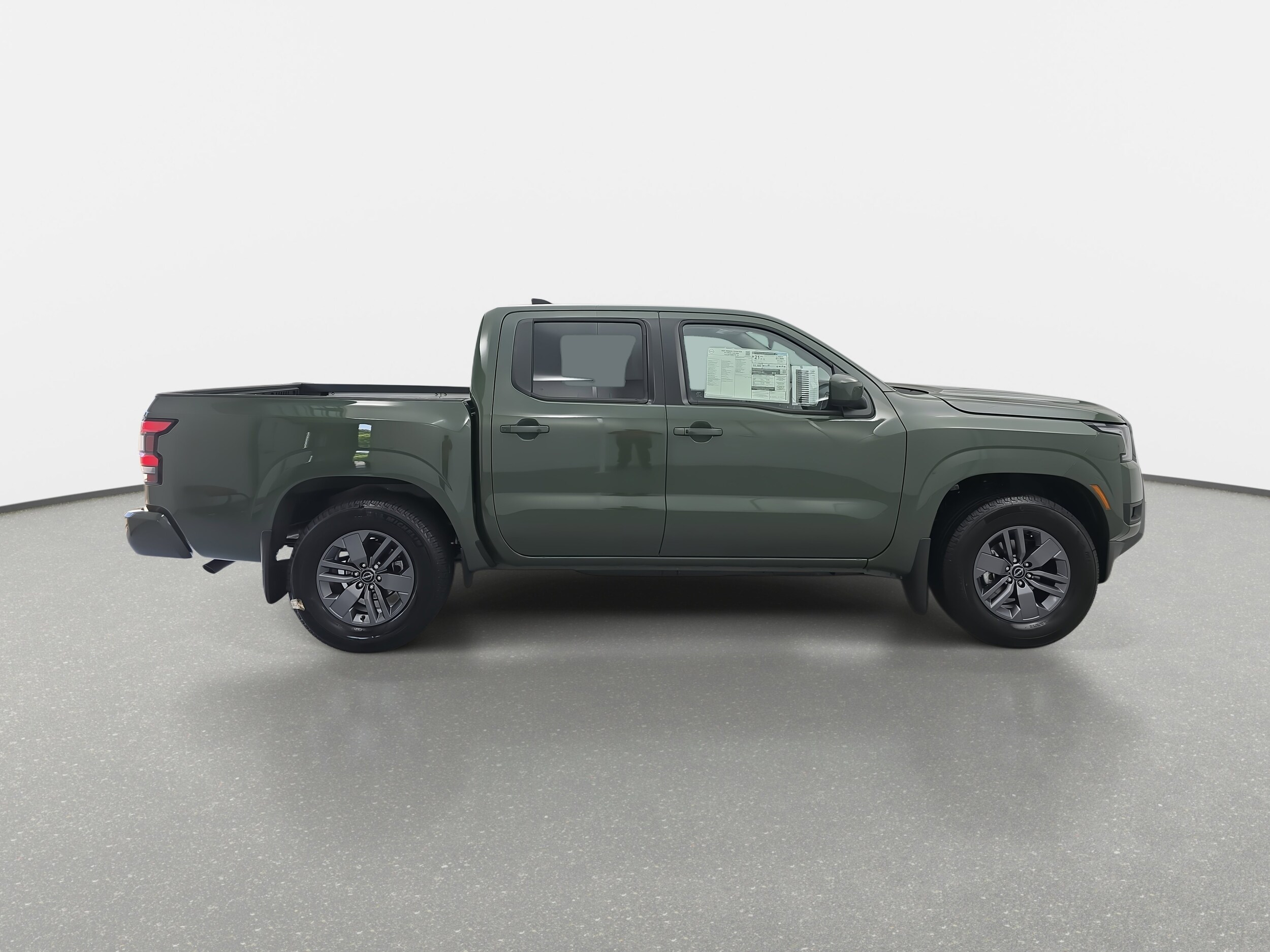 2025 Nissan Frontier SV photo 4