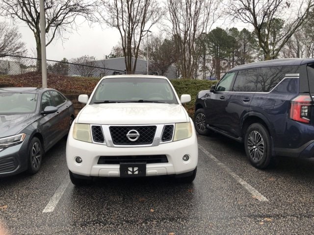 2008 Nissan Pathfinder SE