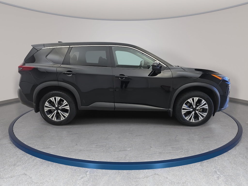 Used 2022 Nissan Rogue SV SUV