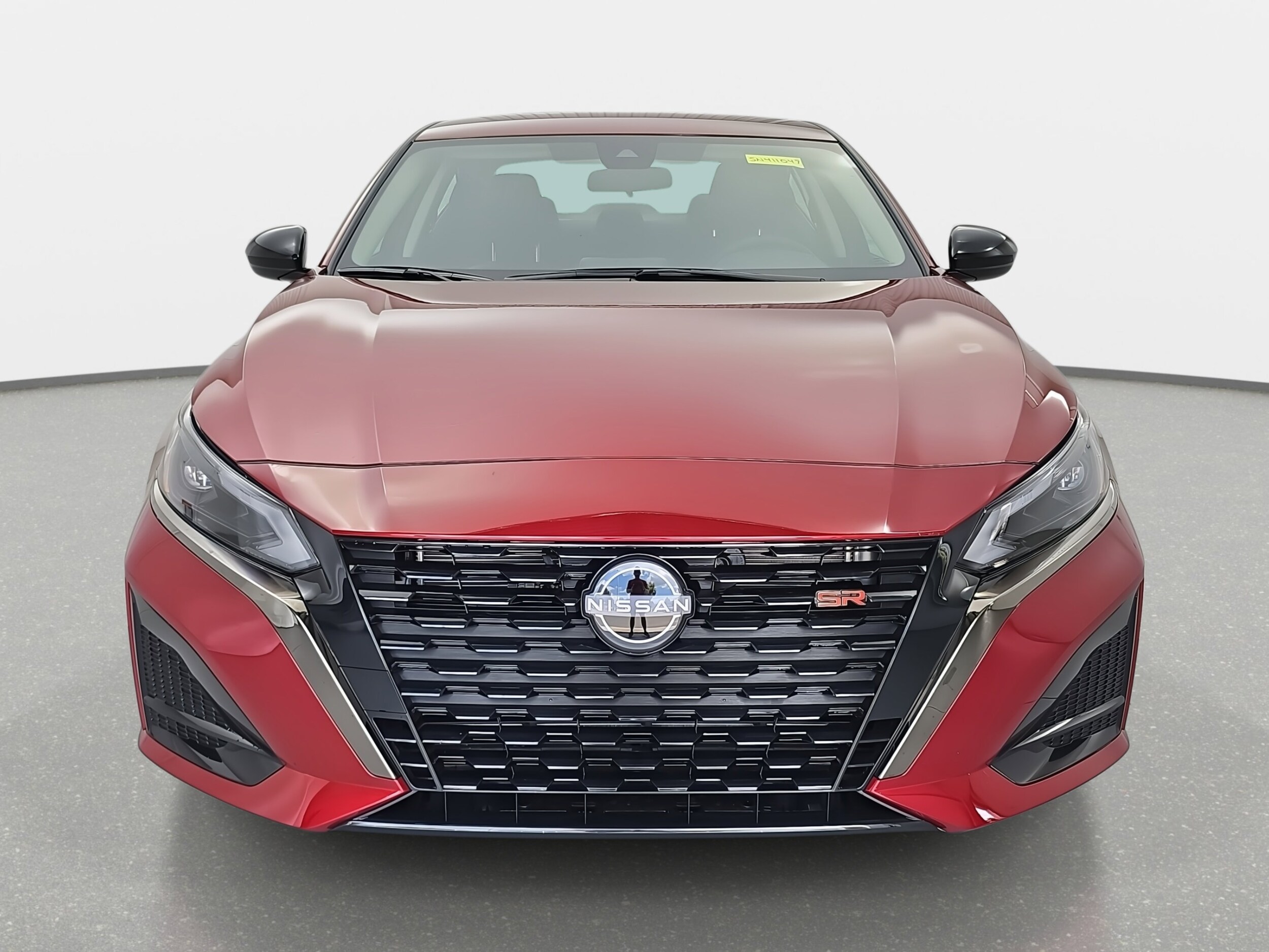 2025 Nissan Altima SR photo 2