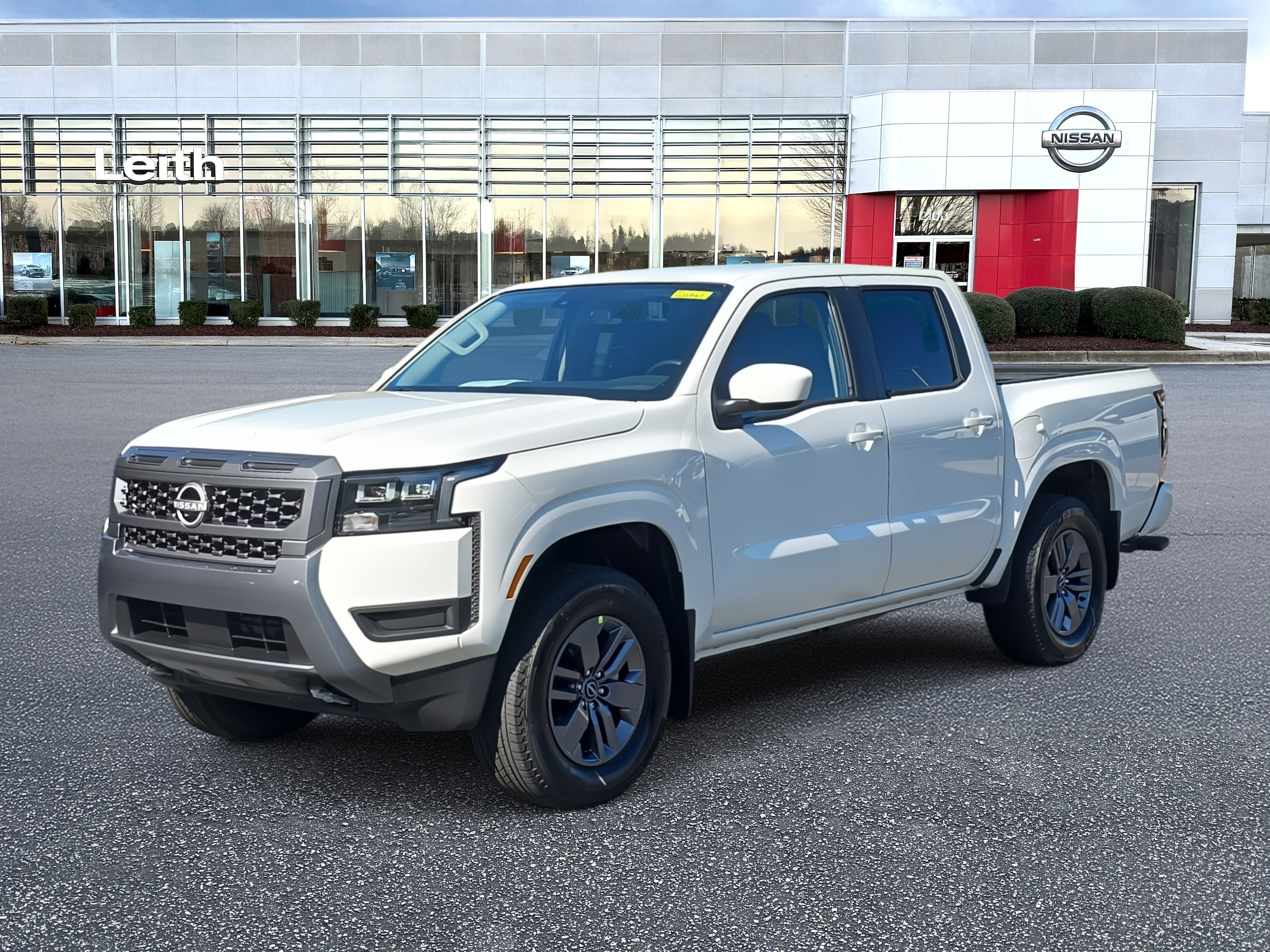 2026 Nissan Frontier SV's photo