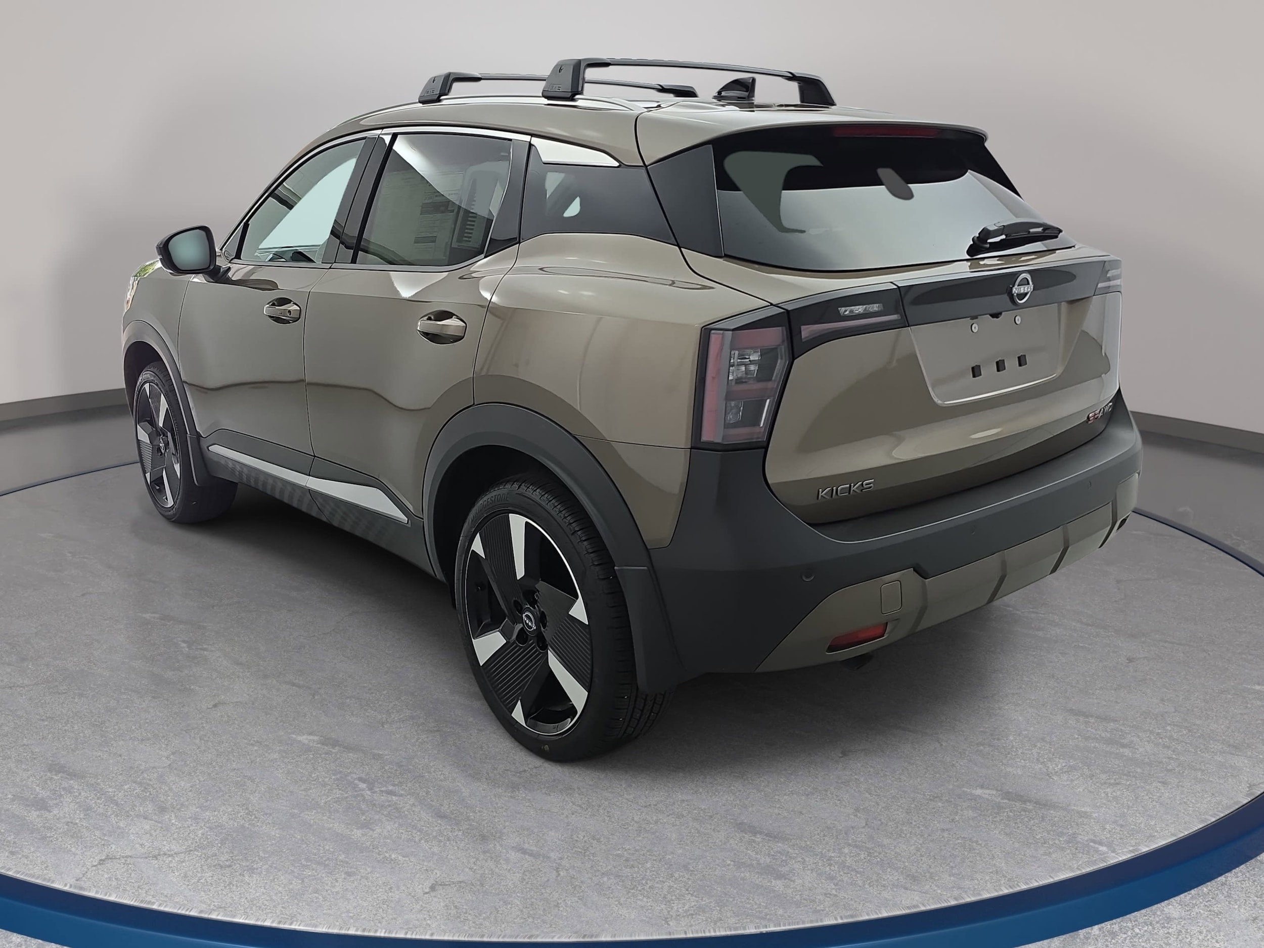 2026 Nissan KICKS SR AWD - Photo 7
