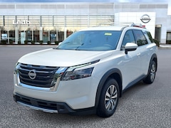2025 Nissan Pathfinder SL SUV