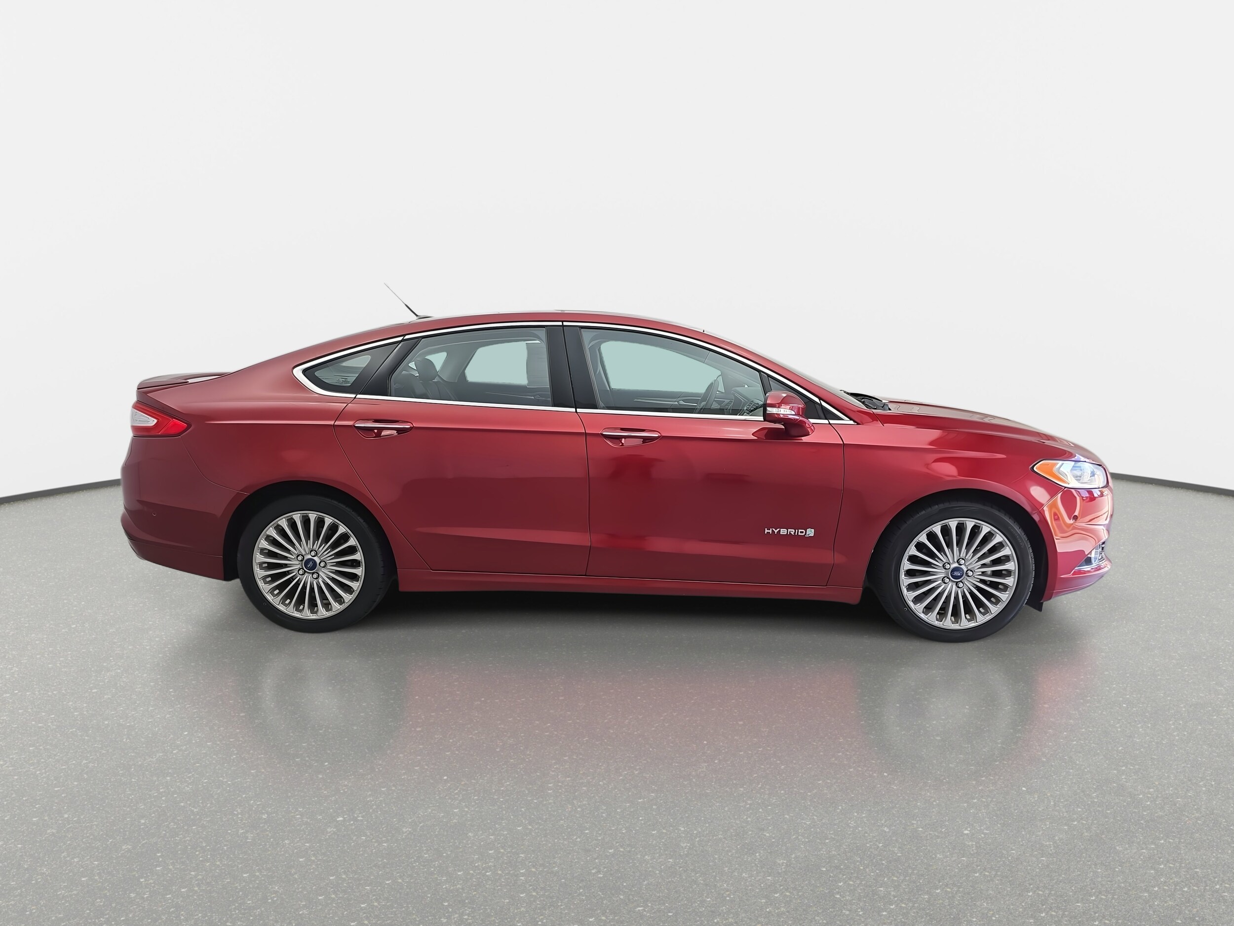 2014 Ford Fusion Hybrid Titanium photo 4