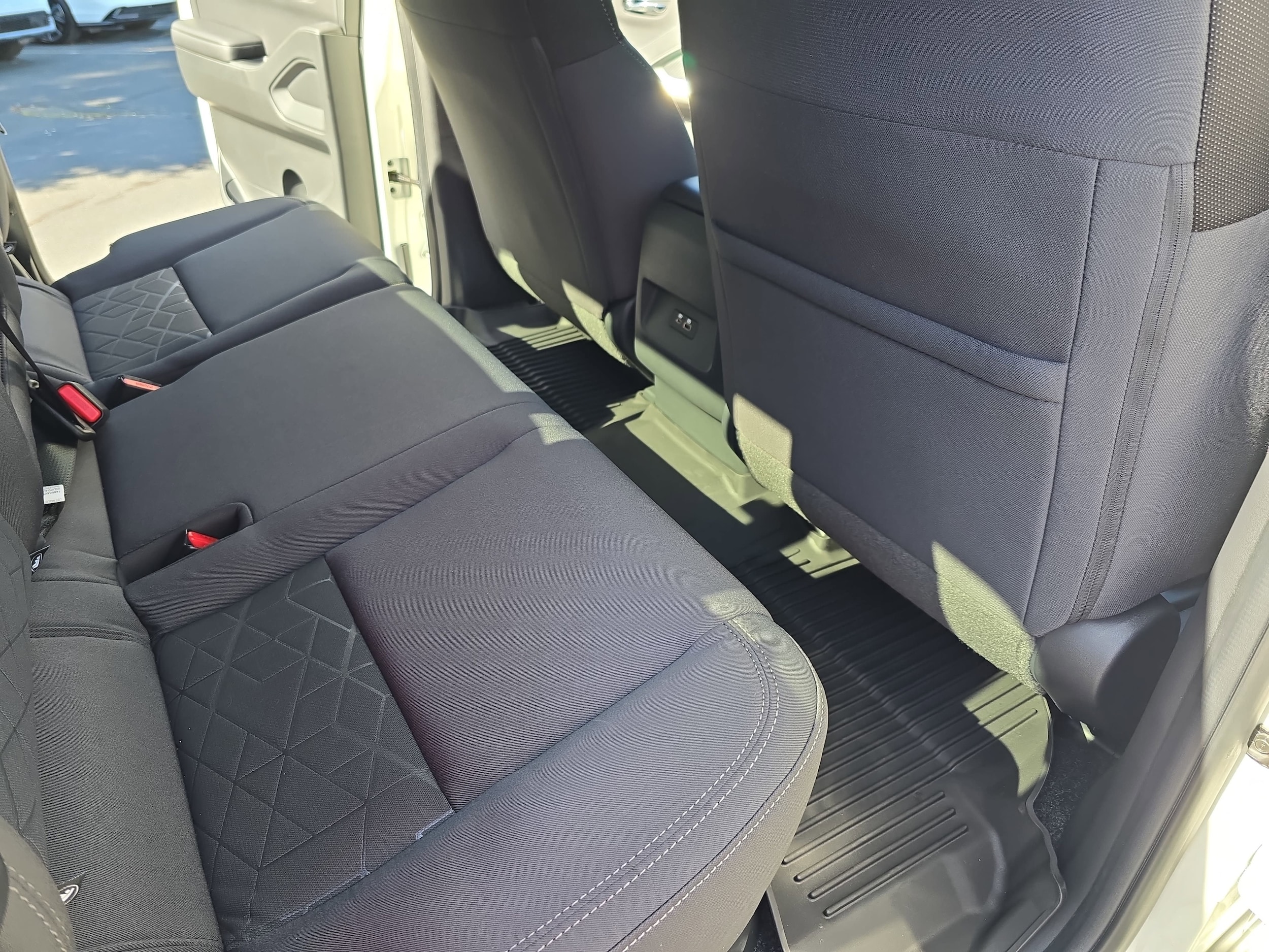2026 Nissan Frontier SV - Photo 11