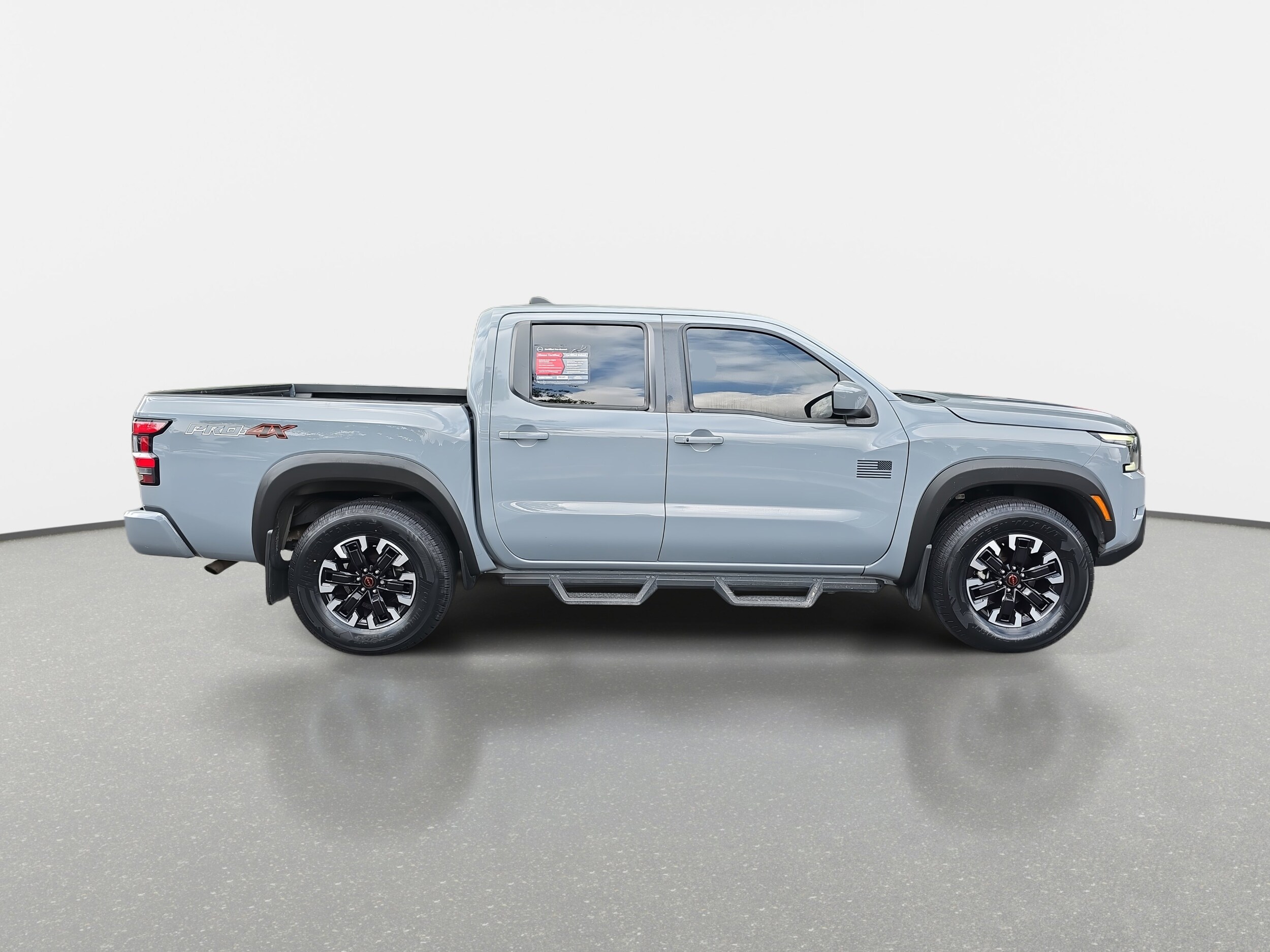 2022 Nissan Frontier PRO-4X photo 4