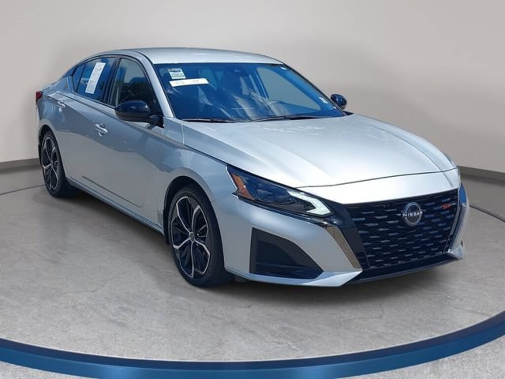 Used 2024 Nissan Altima 2.5 SR Sedan