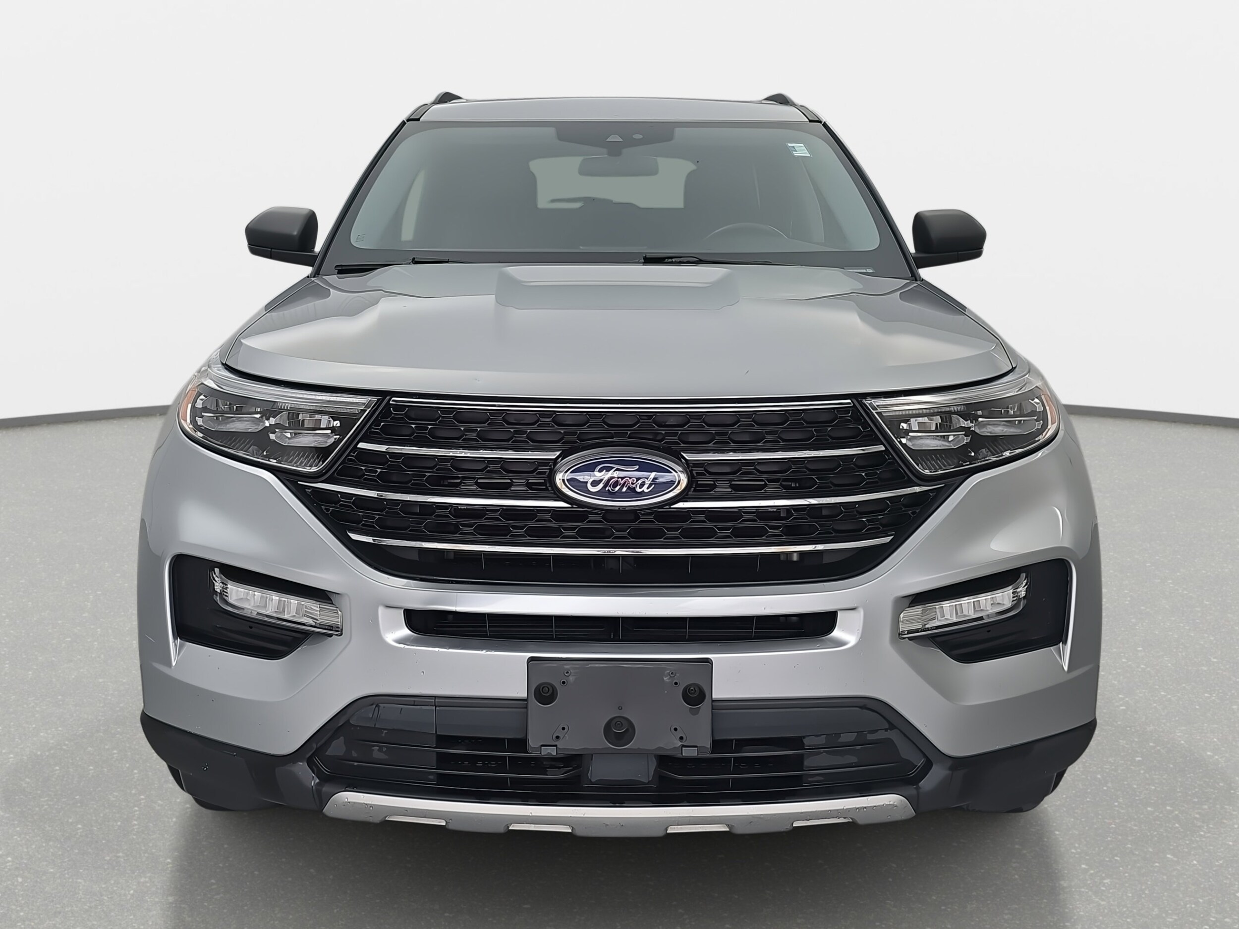 2020 Ford Explorer XLT photo 2