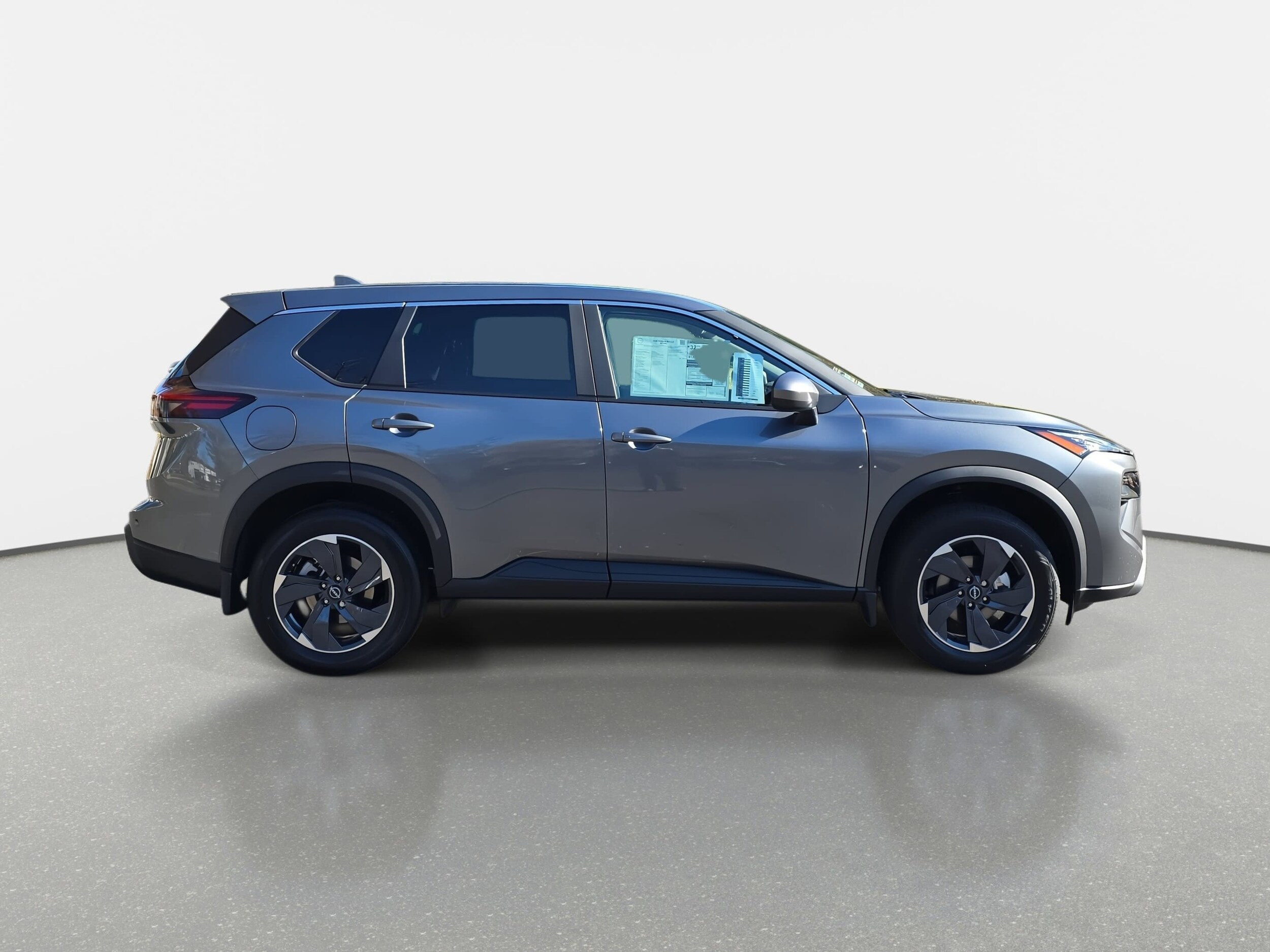2026 Nissan Rogue SV photo 4