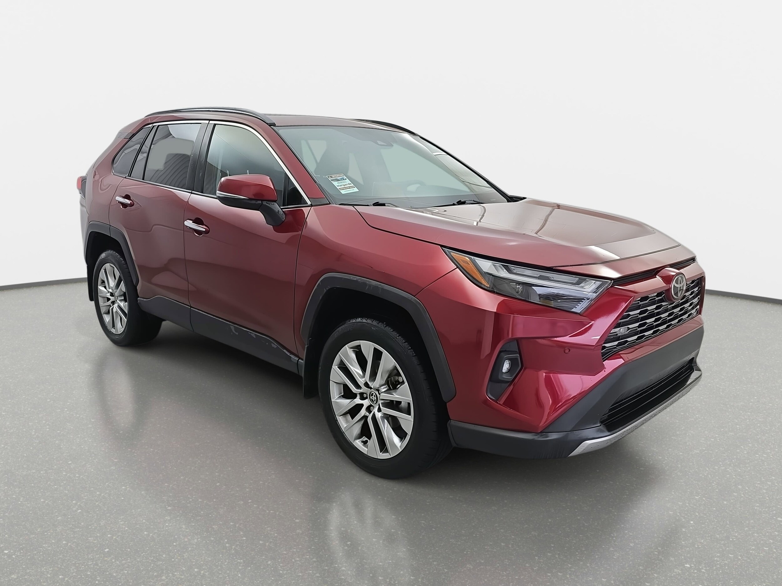 2022 Toyota RAV4 Limited photo 2