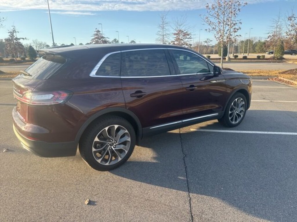 Used 2022 Lincoln Nautilus Reserve SUV