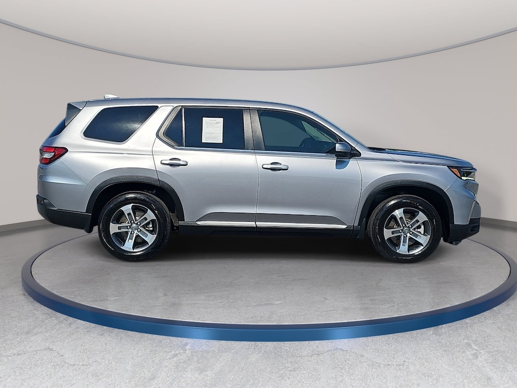 Used 2025 Honda Pilot EX-L SUV