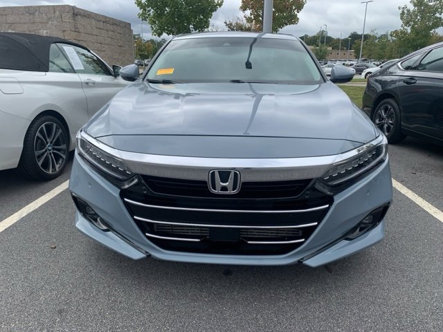 2021 Honda Accord Touring 2.0T photo 2