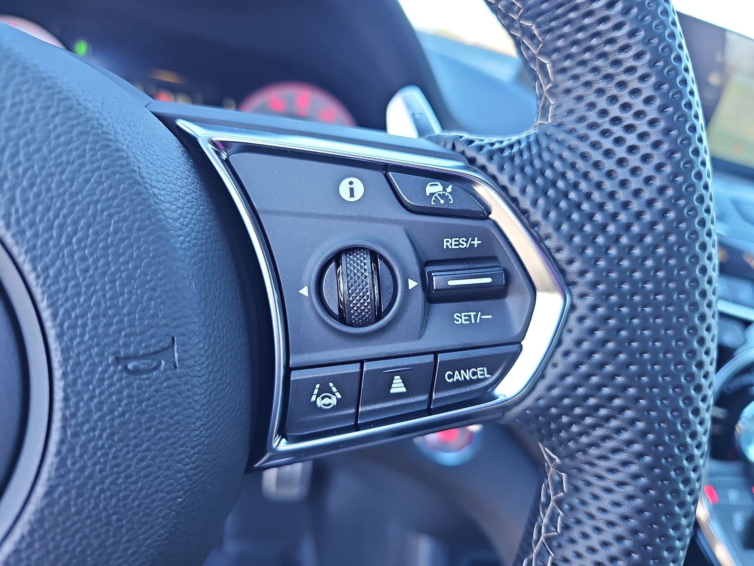 2026 Acura RDX A-Spec Package - Photo 19