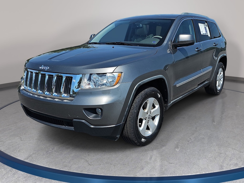 Used 2011 Jeep Grand Cherokee Laredo SUV