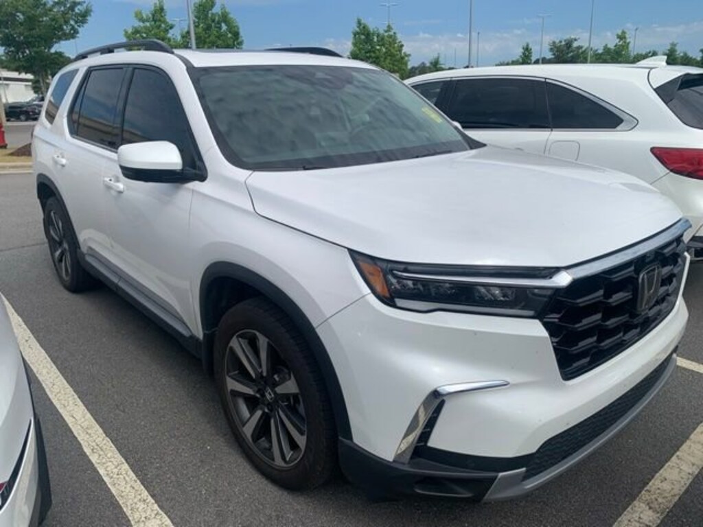 Used 2024 Honda Pilot Elite SUV