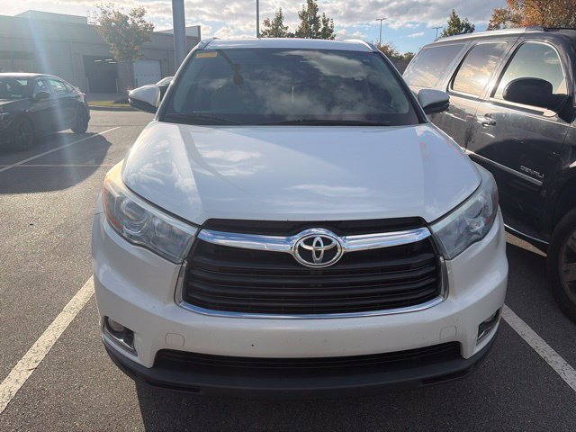 Used 2016 Toyota Highlander Limited V6 SUV