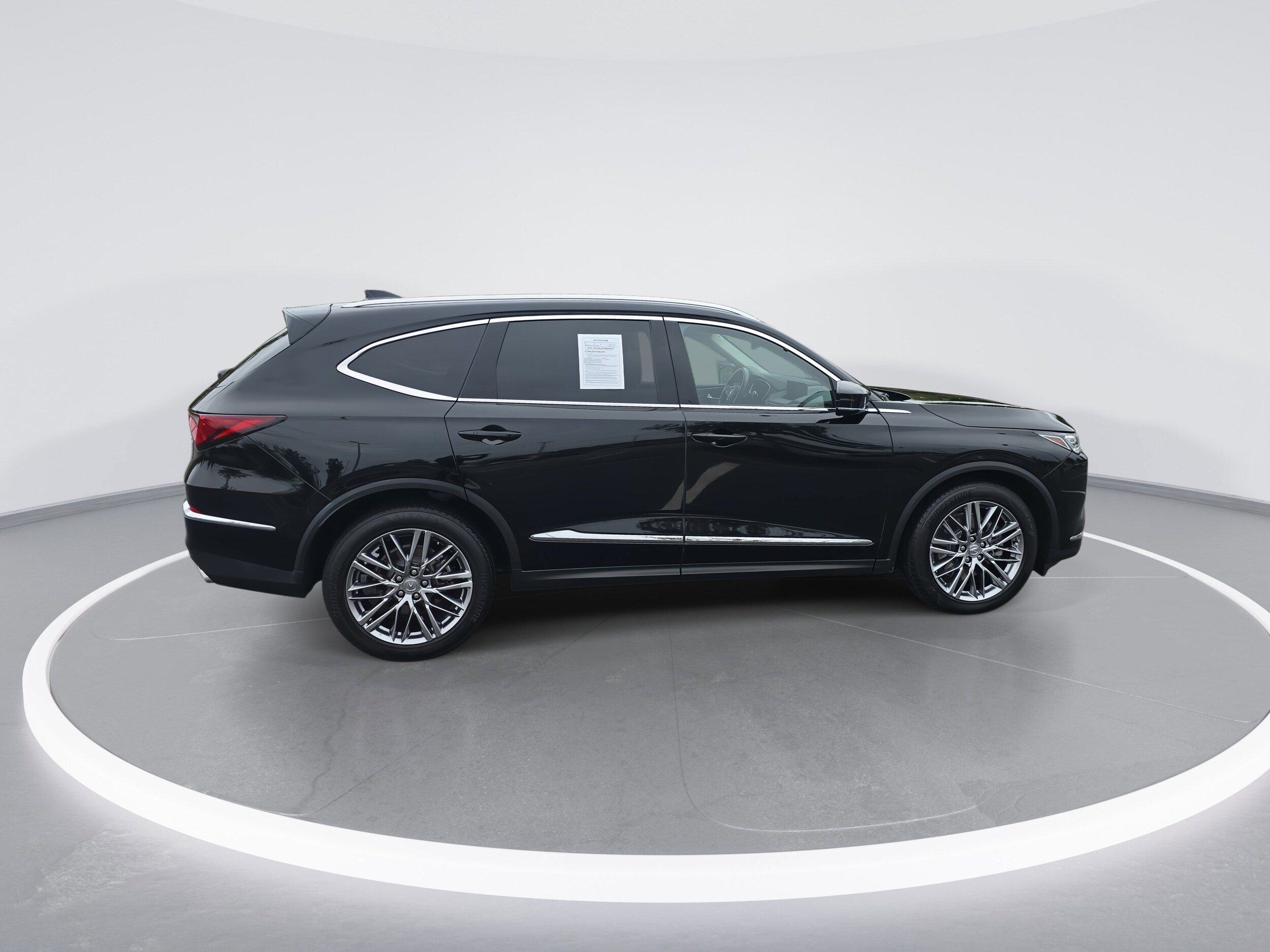 2024 Acura MDX Advance SH-AWD photo 2