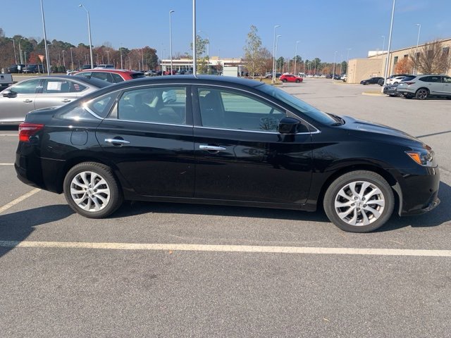2019 Nissan Sentra SV photo 4