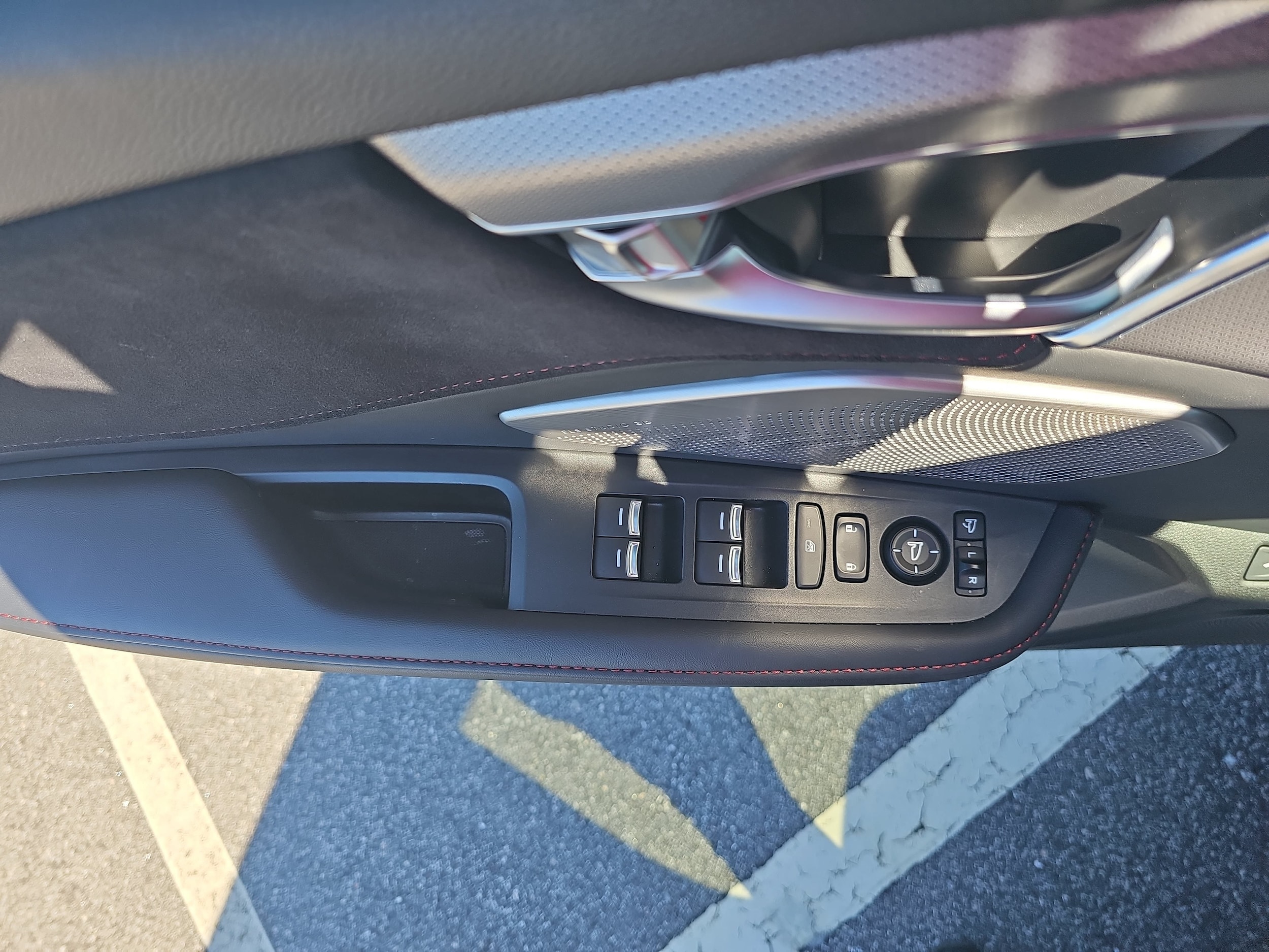 2025 Acura RDX A-Spec w/ Advance Package - Photo 29