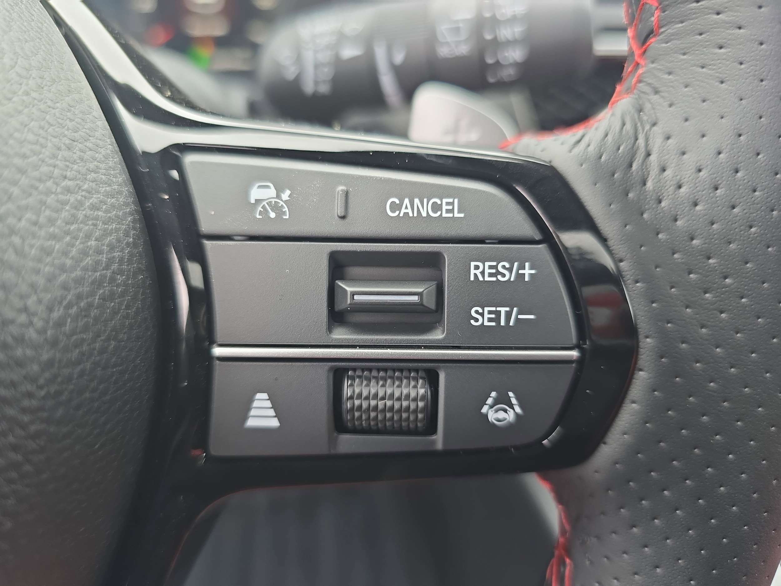 2026 Acura ADX A-Spec Package - Photo 18