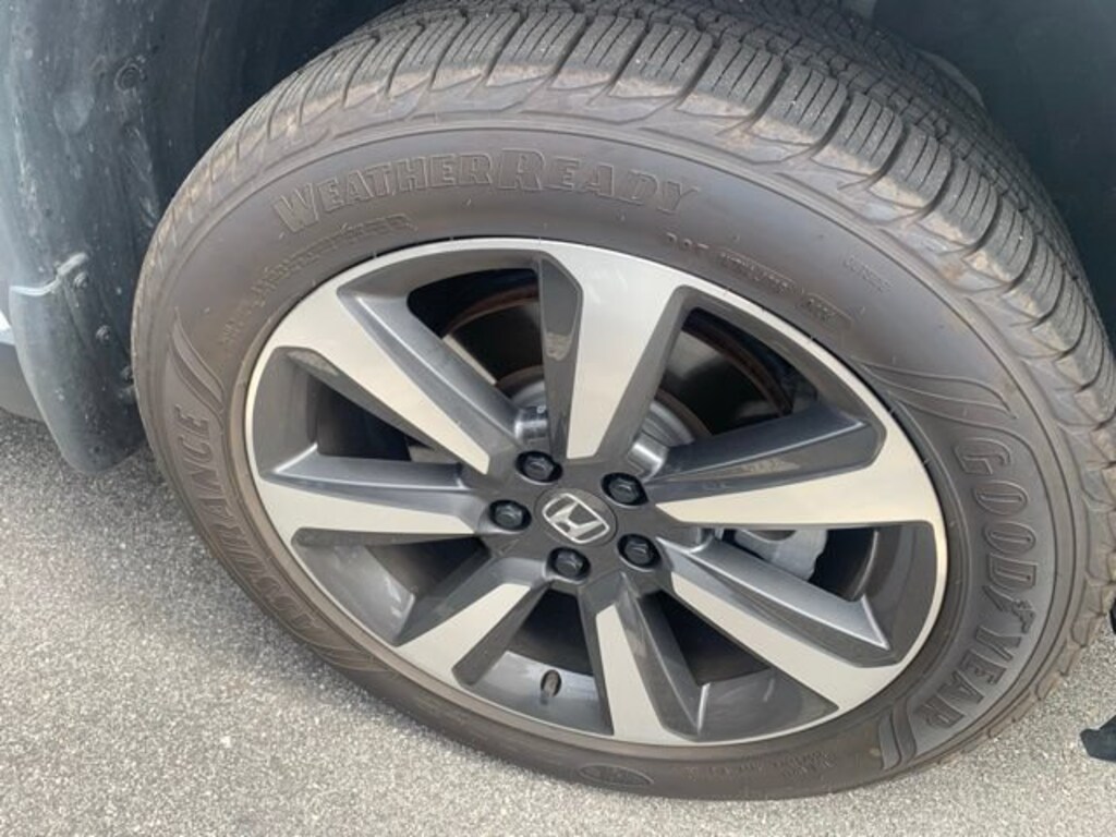 Used 2024 Honda Pilot Elite SUV