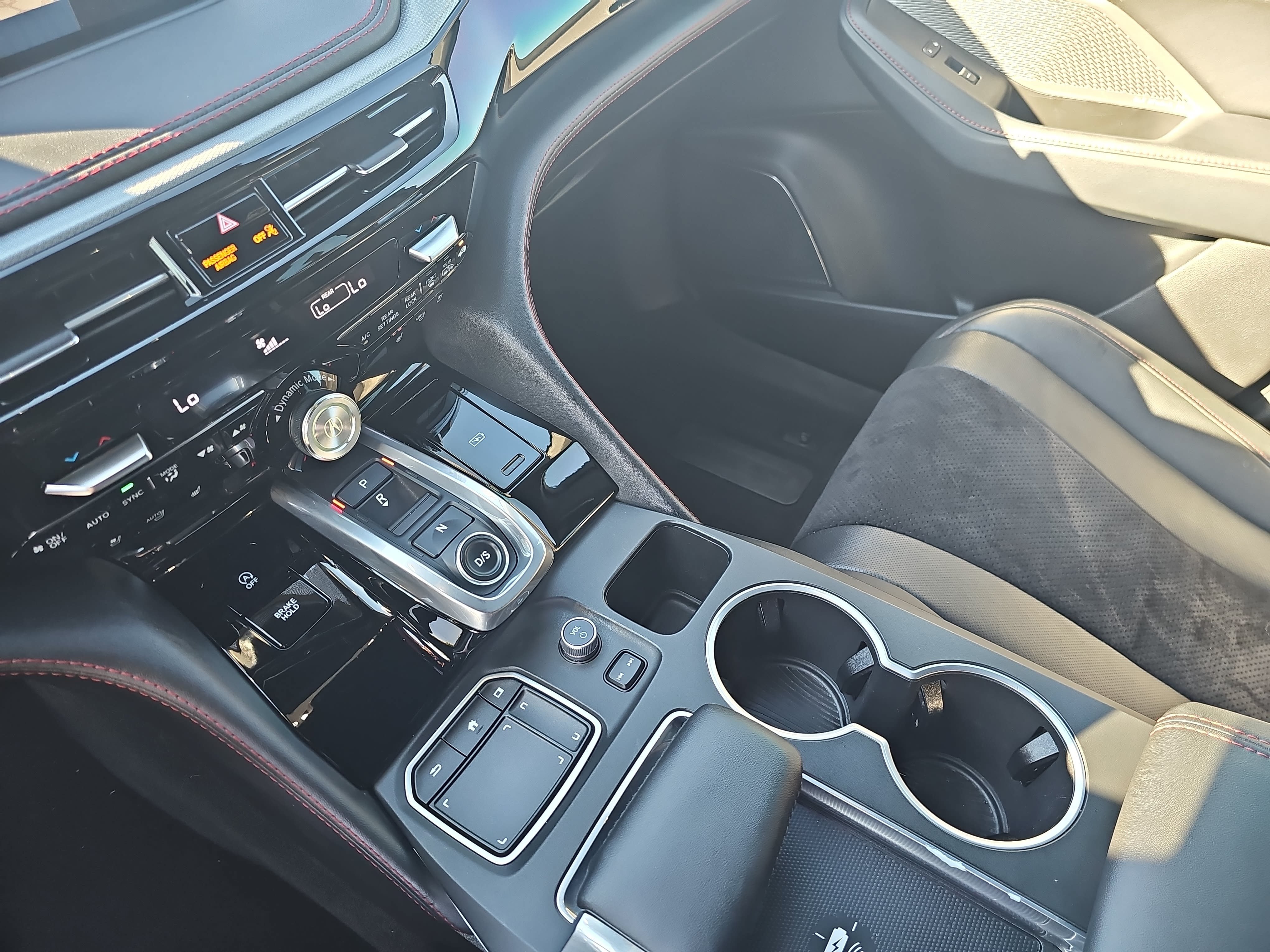 2022 Acura MDX A-Spec Package - Photo 25