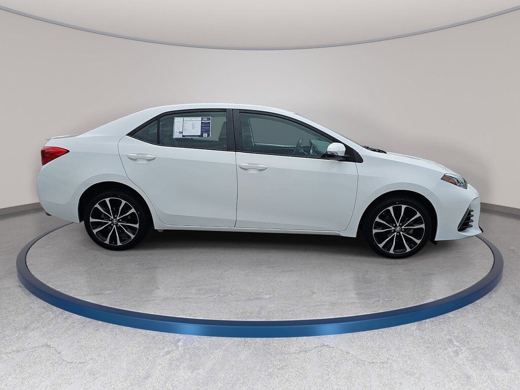 Used 2019 Toyota Corolla SE Sedan