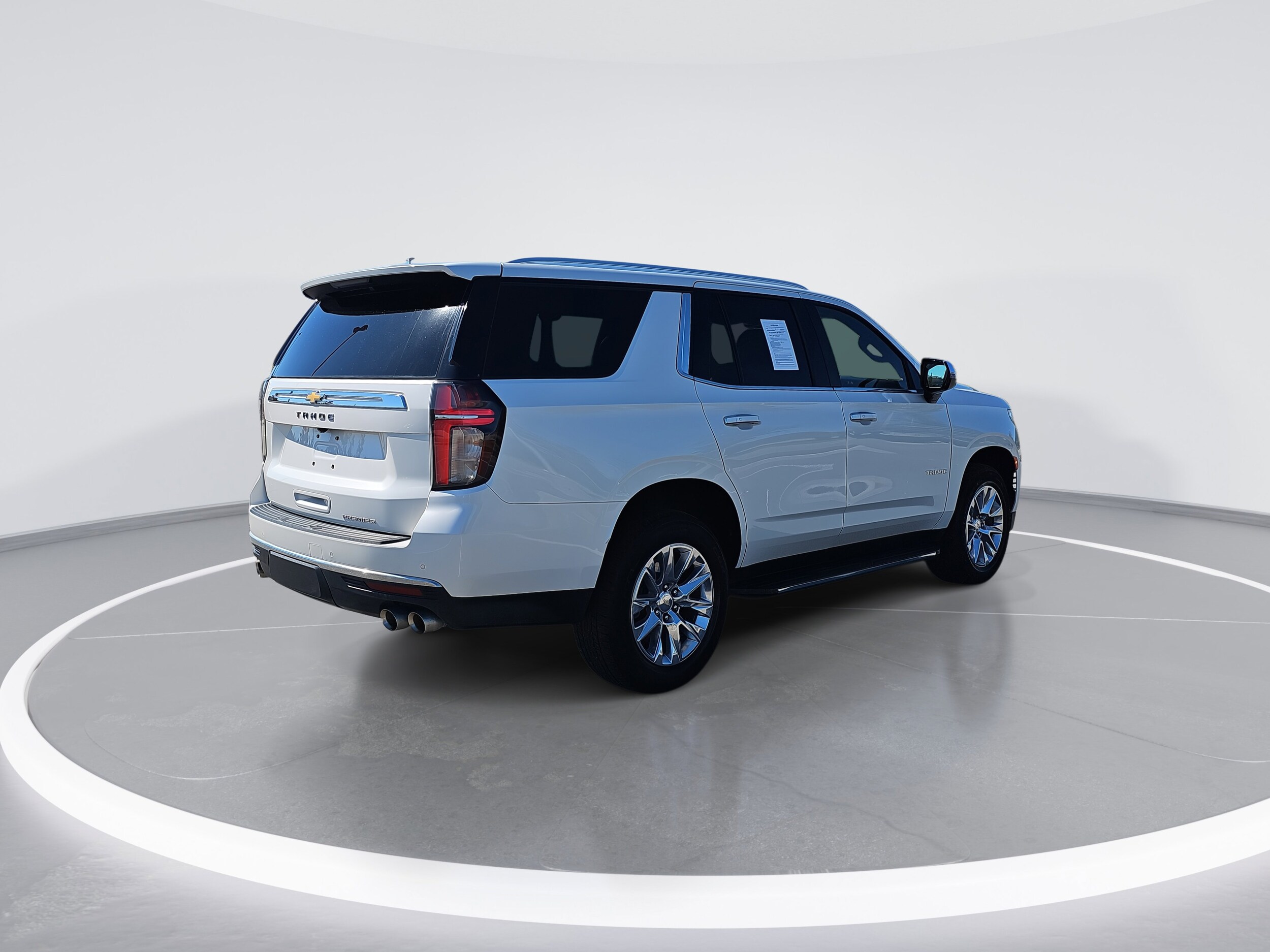 2023 Chevrolet Tahoe Premier photo 3