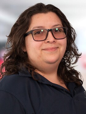 Staff member Dakota Angel from ID_2b05929469c9