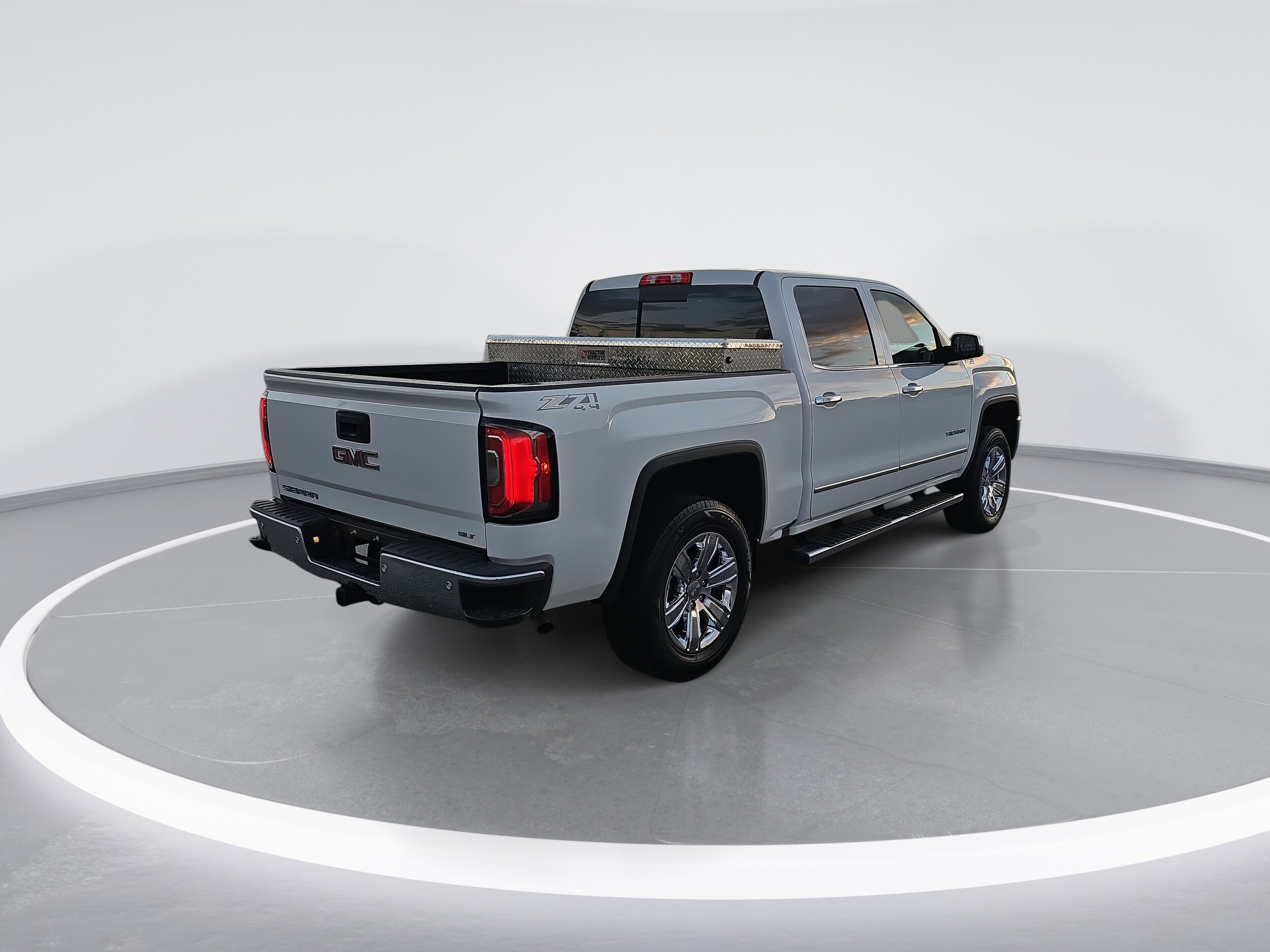 2018 Gmc Sierra 1500 SLT photo 3