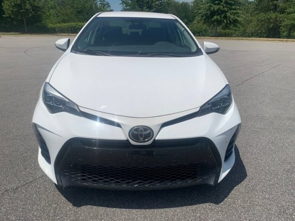 Used 2017 Toyota Corolla SE Sedan
