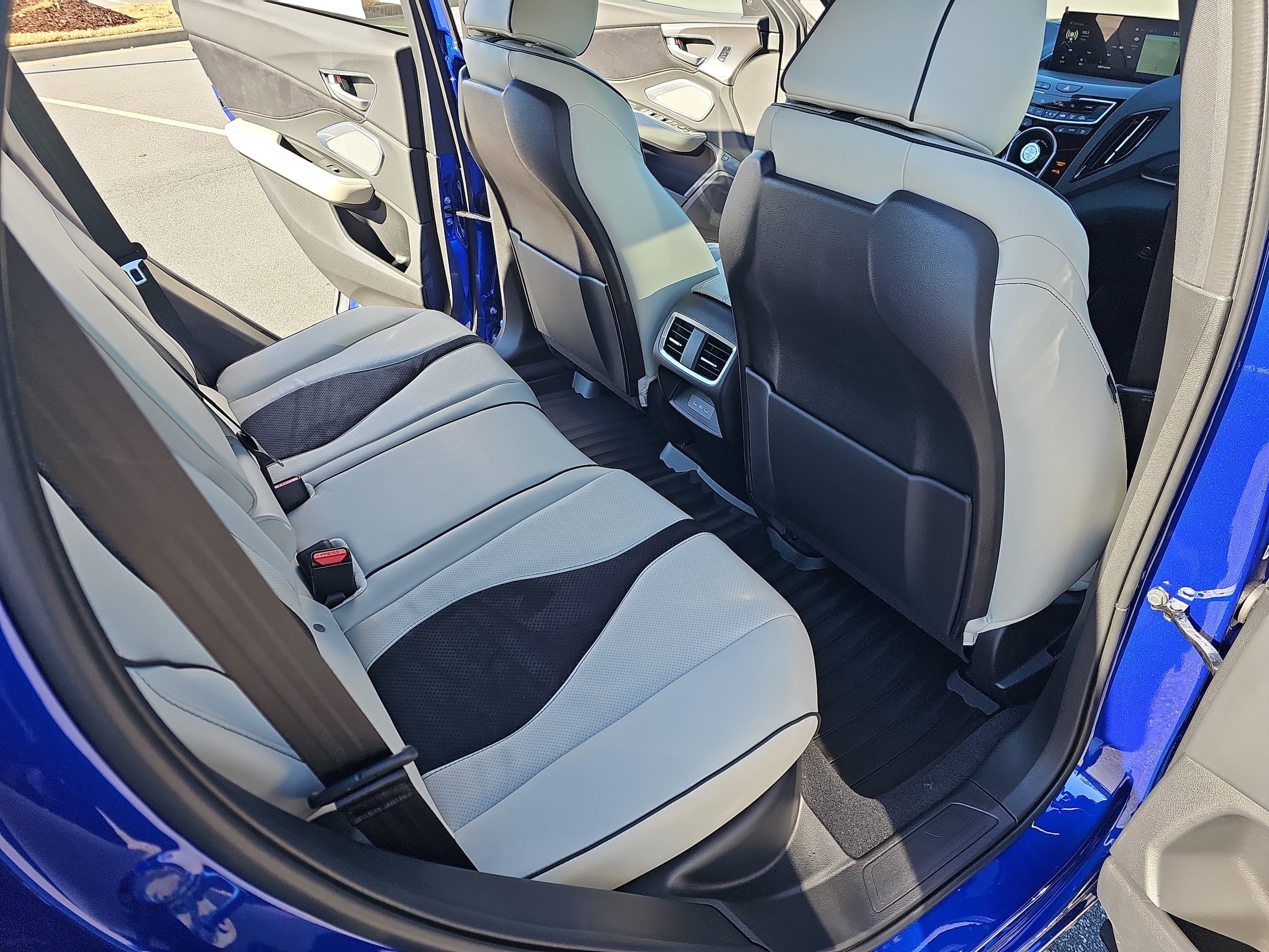 2026 Acura RDX A-Spec Package - Photo 11