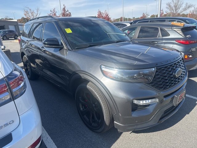 2020 Ford Explorer ST photo 3